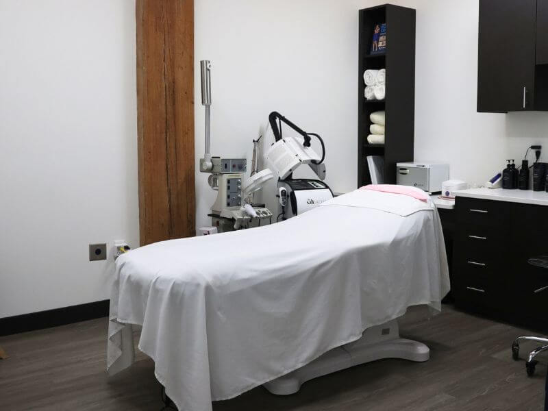 a360 treatment room bed